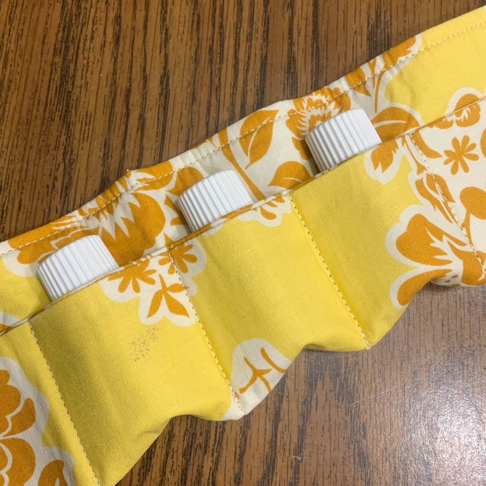 EO ten bottle travel roll